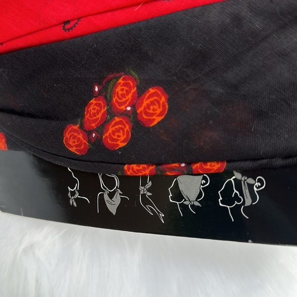 New GUESS WOMENS BANDANA - Picture 2 of 3